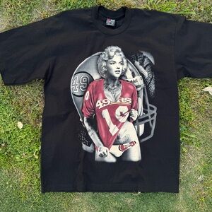 Black 49ers Graphic Tee Marilyn Monroe Men's Shirt Size XL VINTAGE BUT NEWW